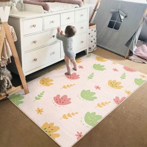 In stock: cartoon imitation cashmere carpets for bedrooms, literacy bedside rugs, living room coffee table mats, English alphabet rugs.